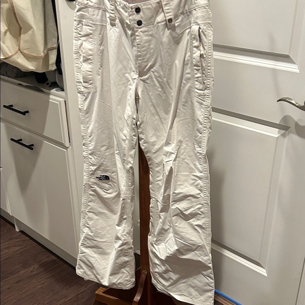 The North Face Women's Cream Cargo Pants